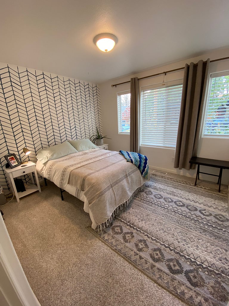 2nd bedroom