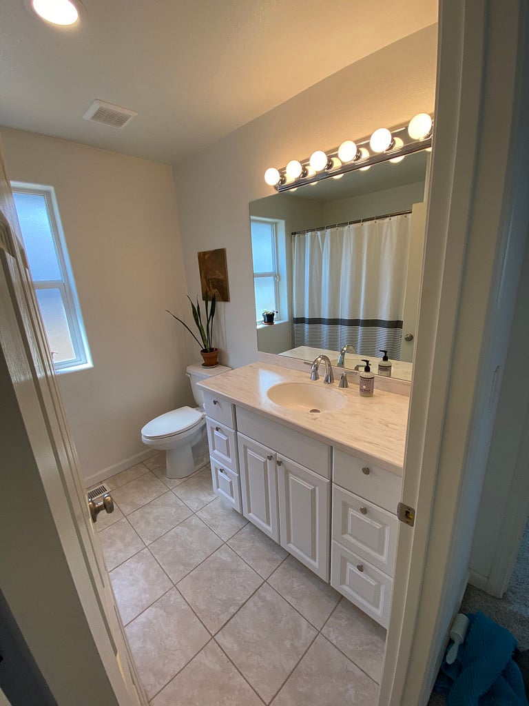Main bathroom
