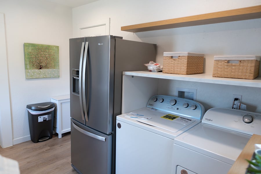 Washer Dryer: shared