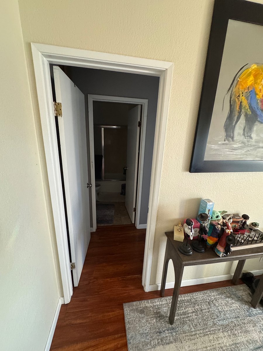 Entrance to the Master Bedroom. In front is the Bathroom inside the room.