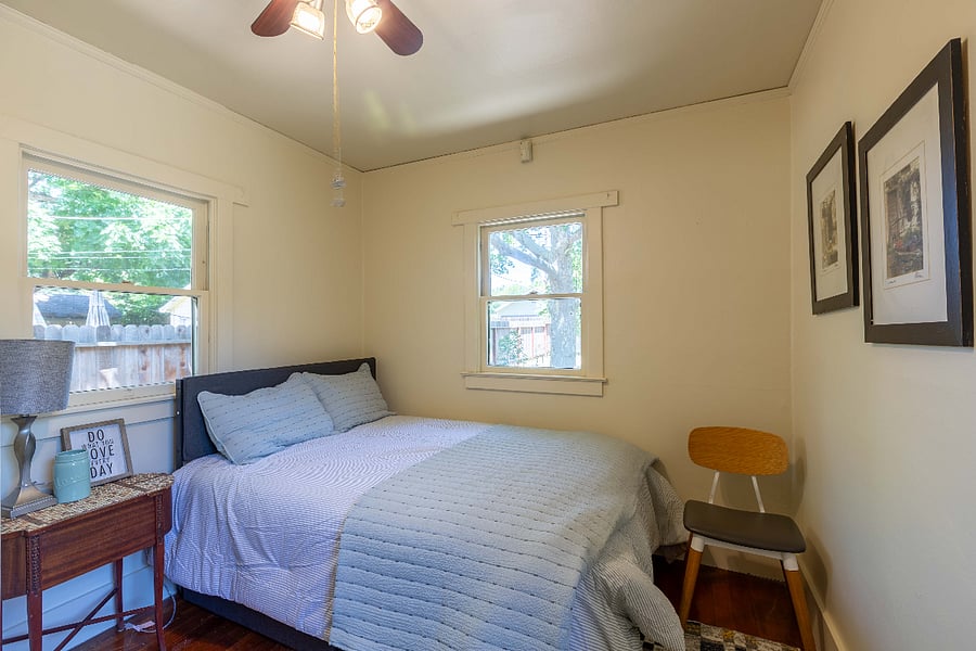 Room 3 - with full sized bed