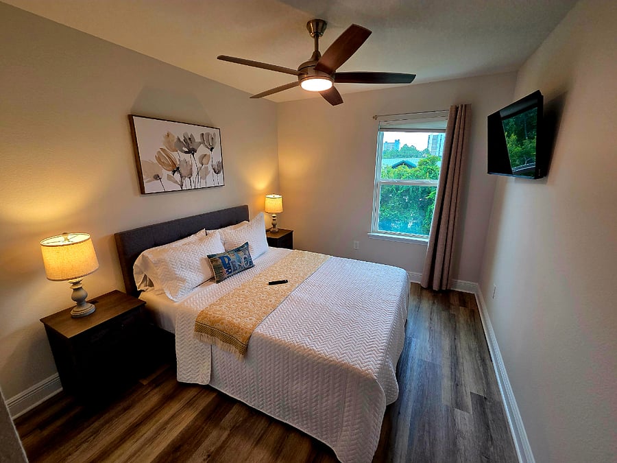 upstairs bedroom 3