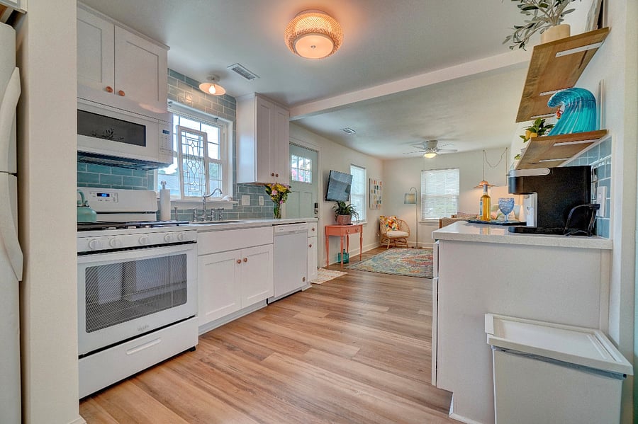 Gas stove