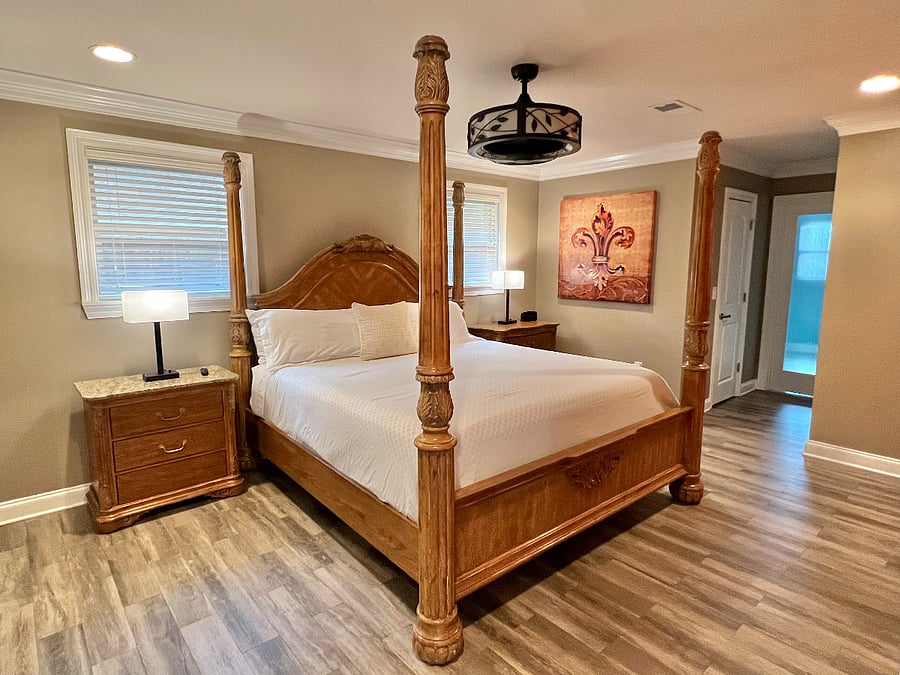 Ground floor primary suite