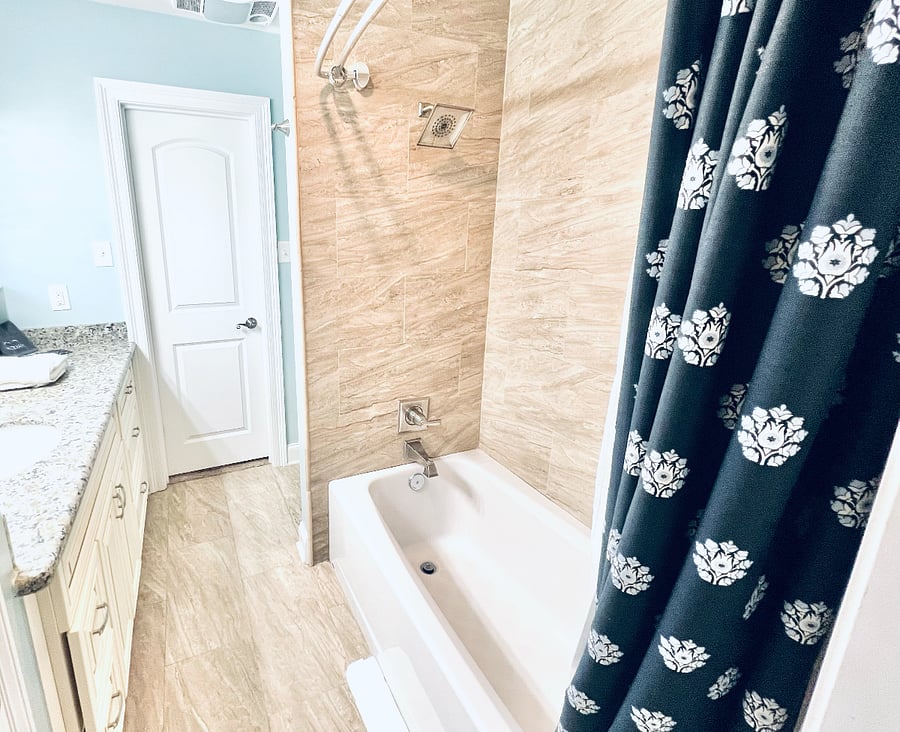 Jack and Jill bathroom between bedrooms 3 and 4