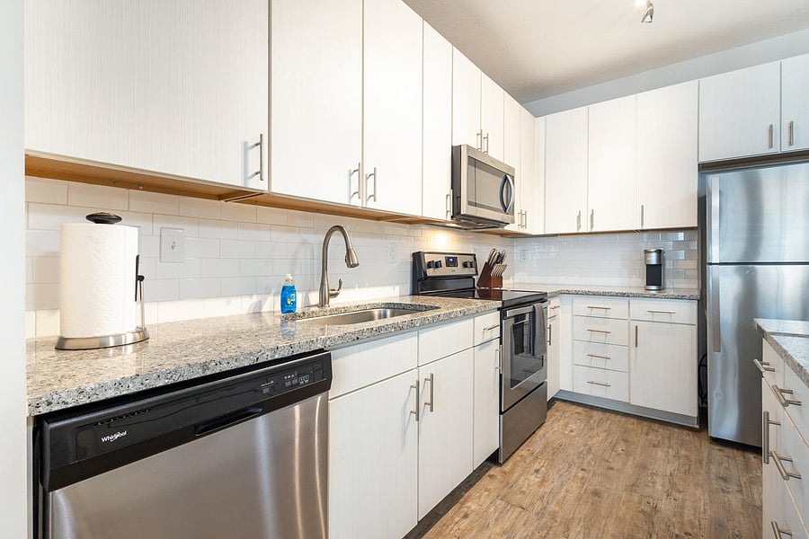 Furnished Finder property 905792_13 photo 8