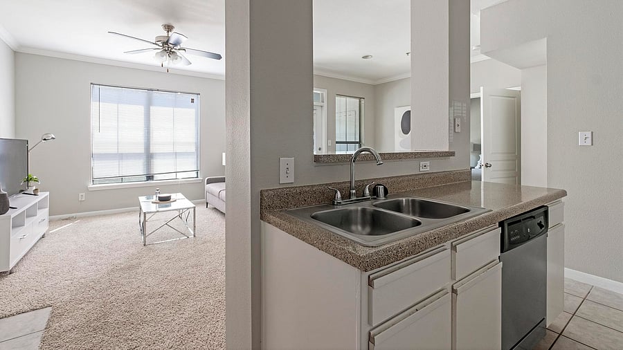 Furnished Finder property 905793_10 photo 7