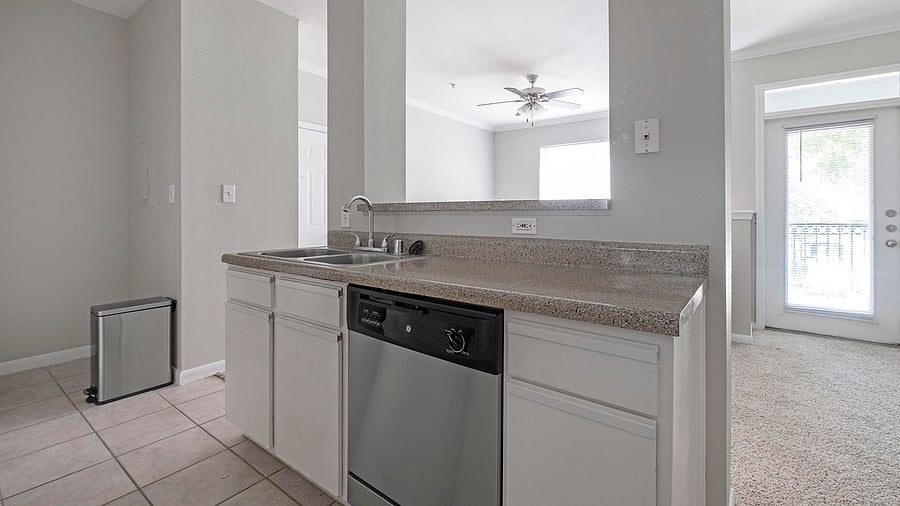 Furnished Finder property 905793_10 photo 5