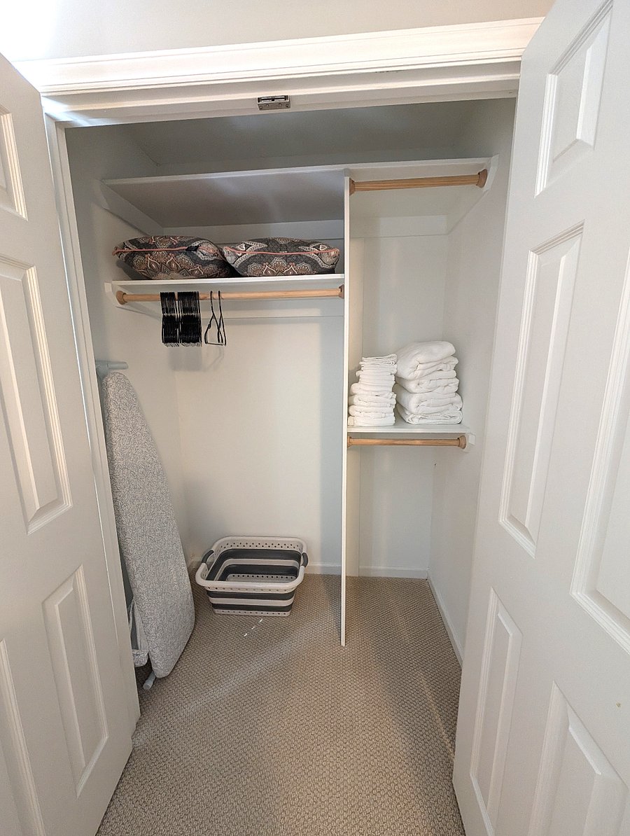 Primary Bedroom Closet