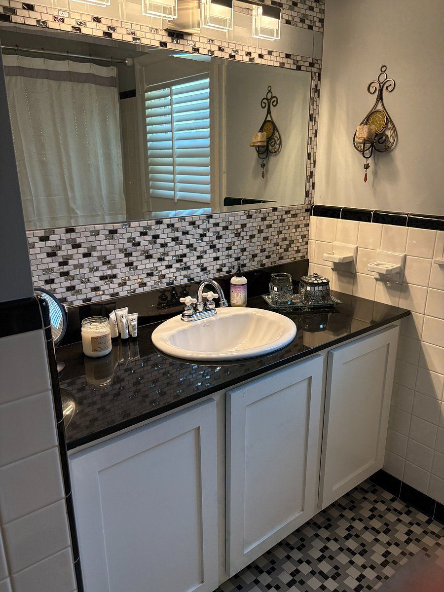 Furnished Finder property 905922_1 photo 12