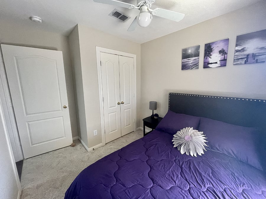 Bedroom on the main floor with closet view