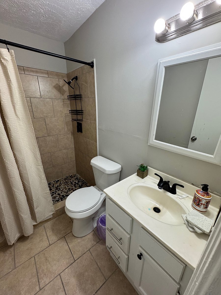 Furnished Finder property 905988_1 photo 22