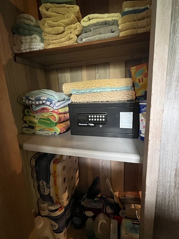 Extra towels, supplies and personal safe - off main bedroom