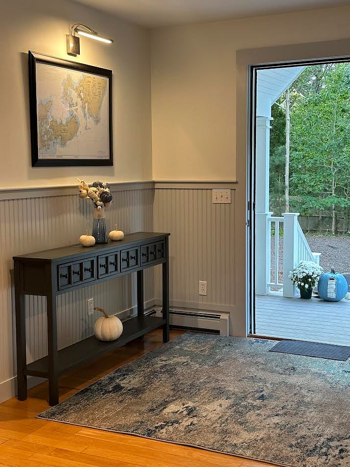 Entry Foyer
