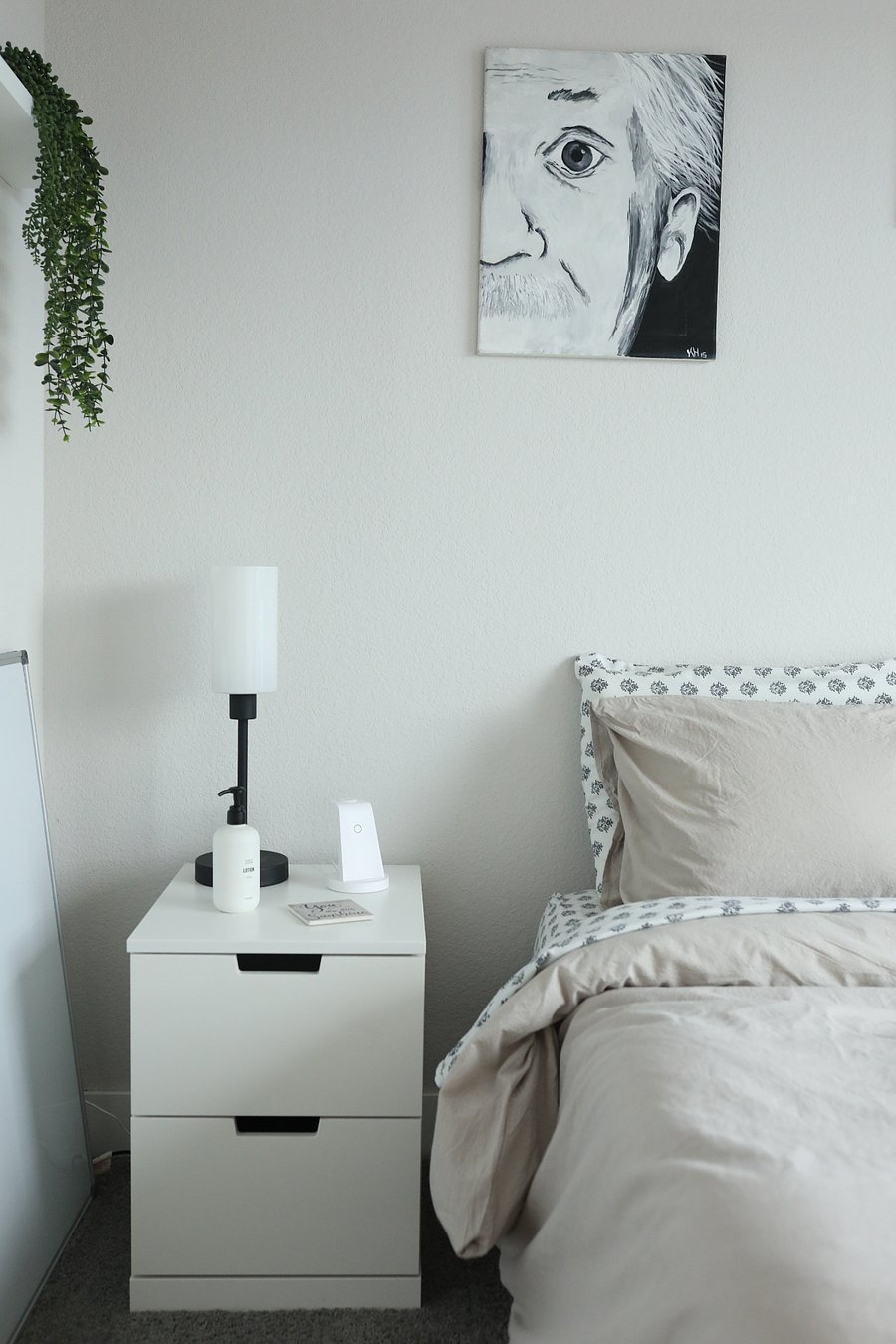 Bedroom with queen-size memory foam mattress