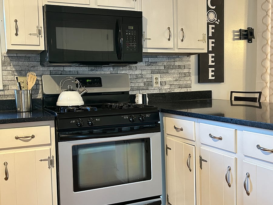 Gas Range, Built-in Microwave