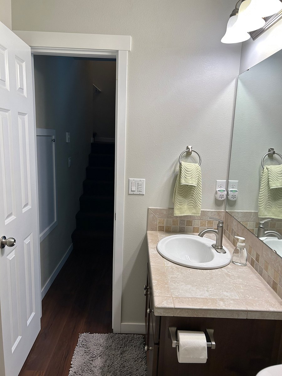 Furnished Finder property 906251_1 photo 7