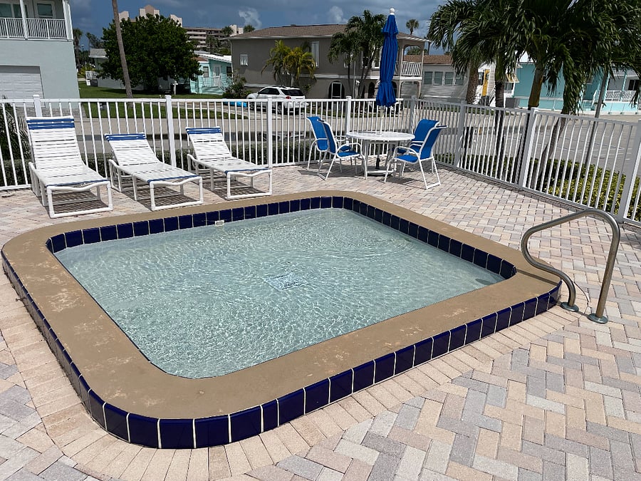 Clubhouse heated Wading Pool