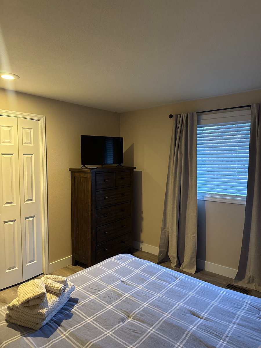 Furnished Finder property 906328_1 photo 12