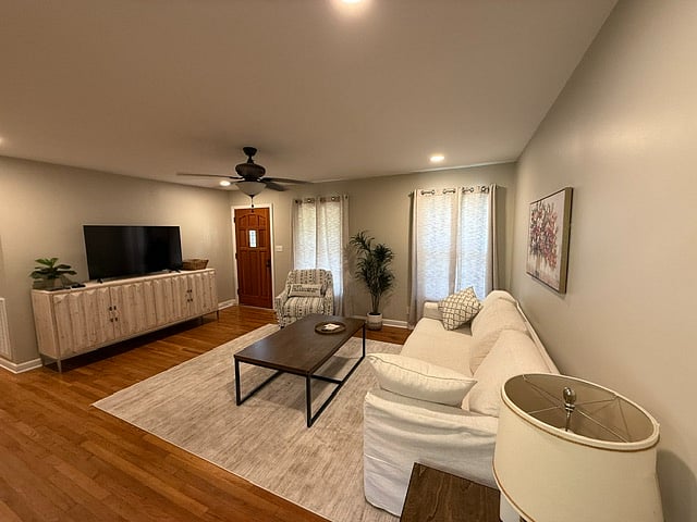 Furnished Finder property 906349_1 photo 4