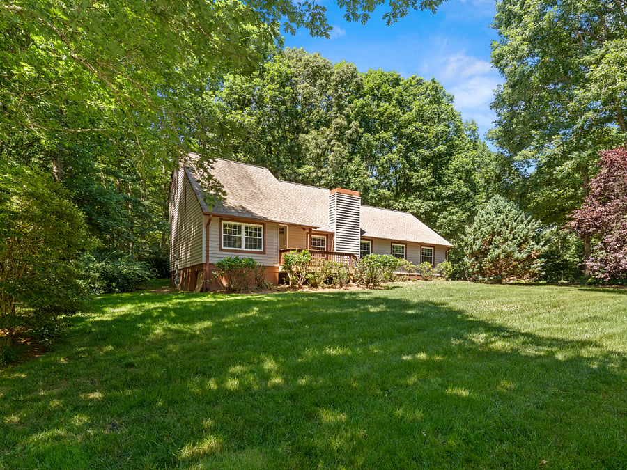 Large Corner Lot!  Peaceful!!!