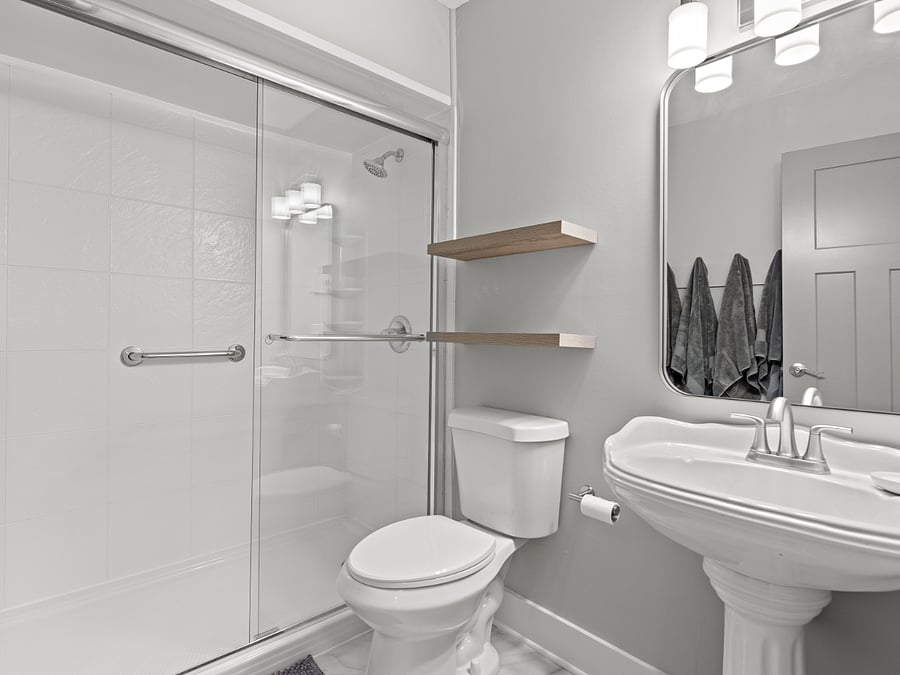 Full Shared Bath Downstairs