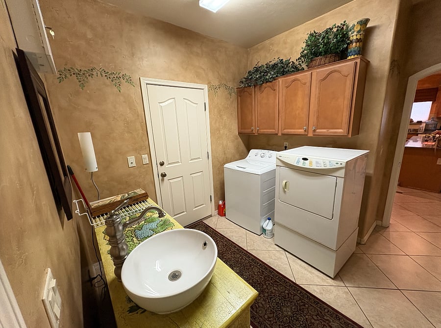 In unit washer and dryer