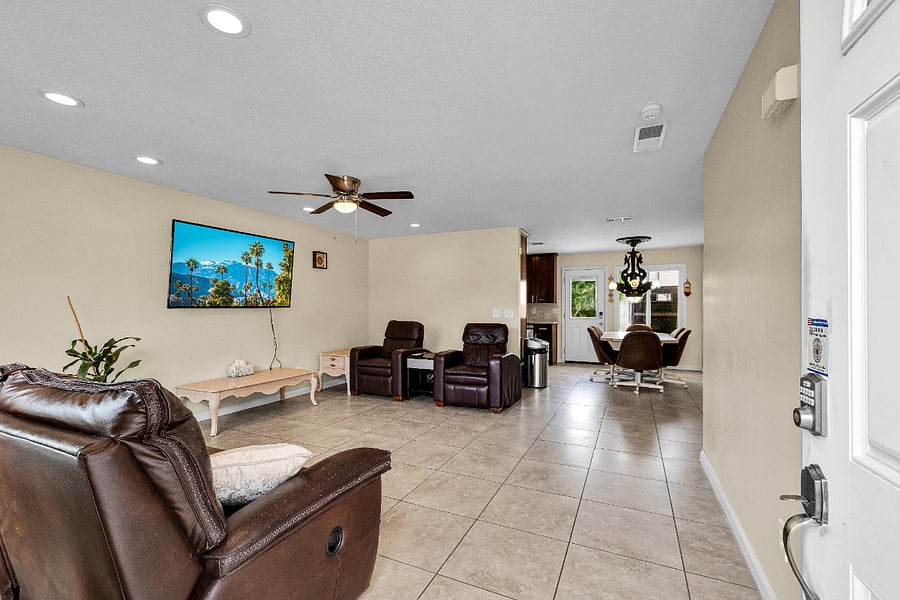 Furnished Finder property 906610_1 photo 26