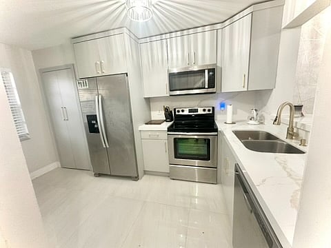 Furnished Finder property 906739_1 photo 12