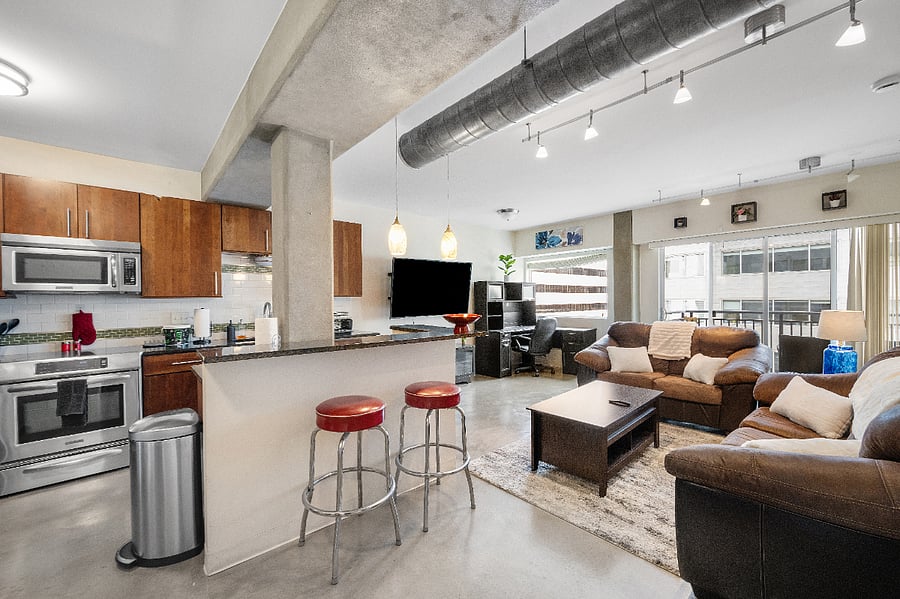 Spacious Living Room and Kitchen