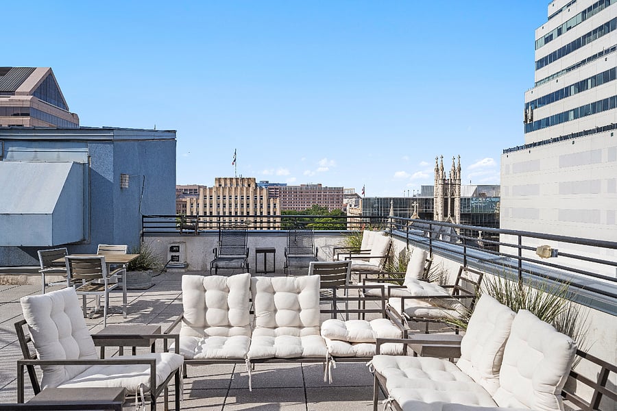 Rooftop Patio with Wifi.