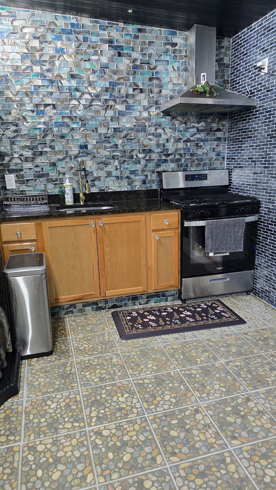 Furnished Finder property 906744_1 photo 8