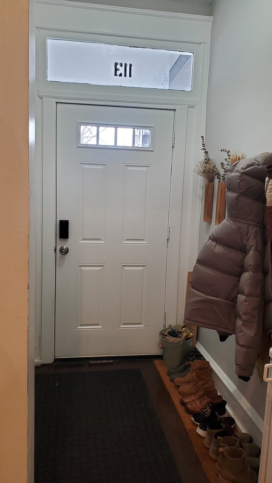 Entry way, coat rack and shoe area