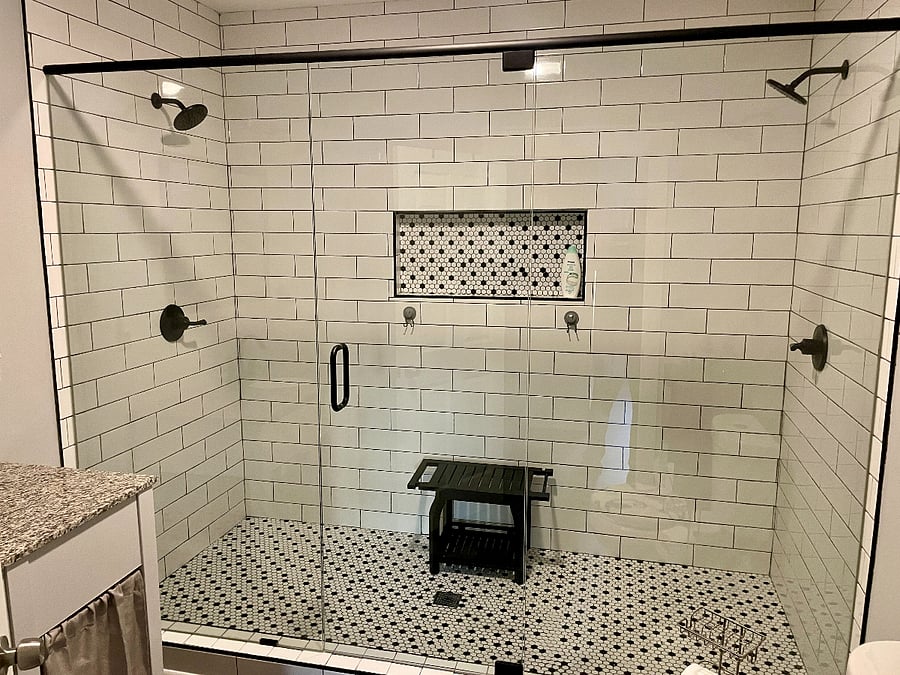 Bathroom - Master (Not adjoined)