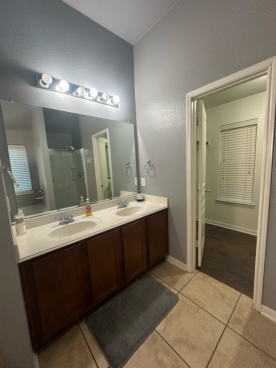 Bathroom #1 - Master Bathroom