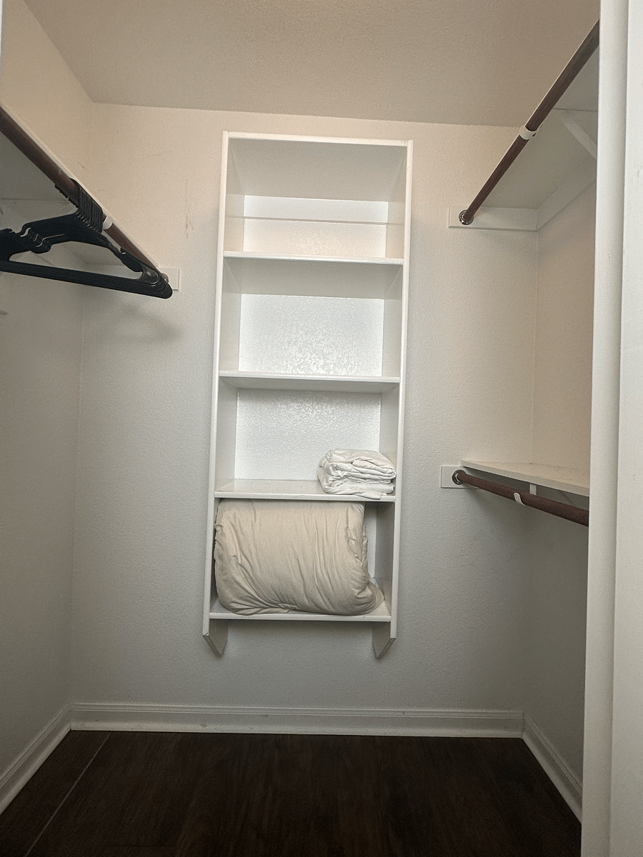 Bedroom #4 - Walk-in closet