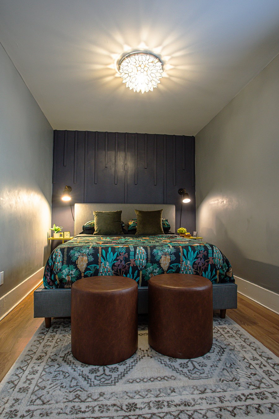 Relax on a comfortable Queen bed, complete with soft, quality linens for a peaceful night's rest