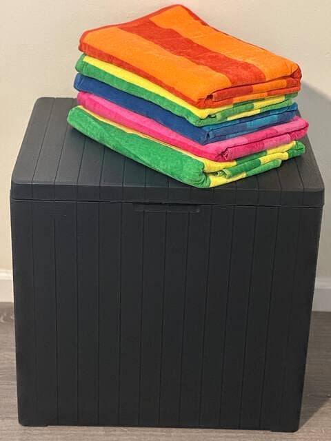 Pool towels provided during pool open season