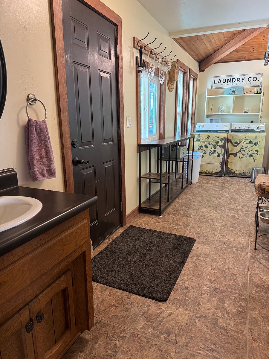Laundry/mud room 