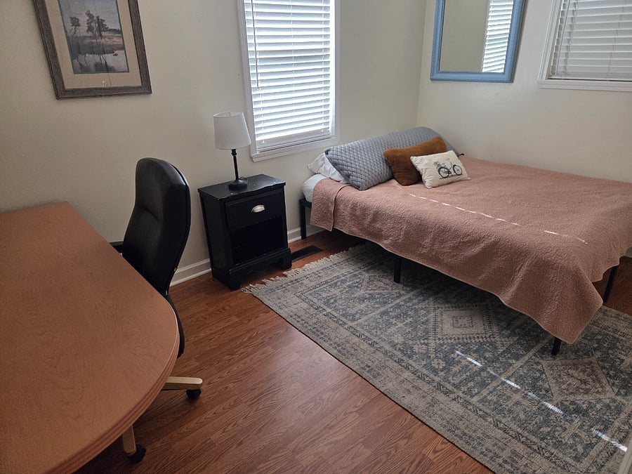 Room with Queen Bed and large desk