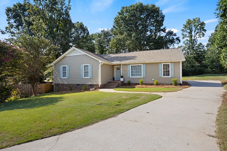7 Pebble Creek Court