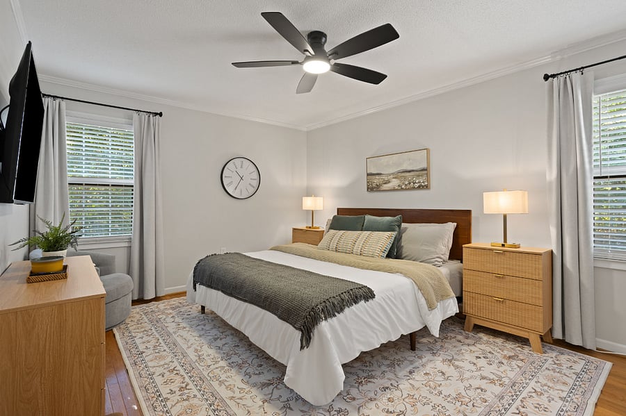 Master Suite includes a walk-in closet and large private bathroom.