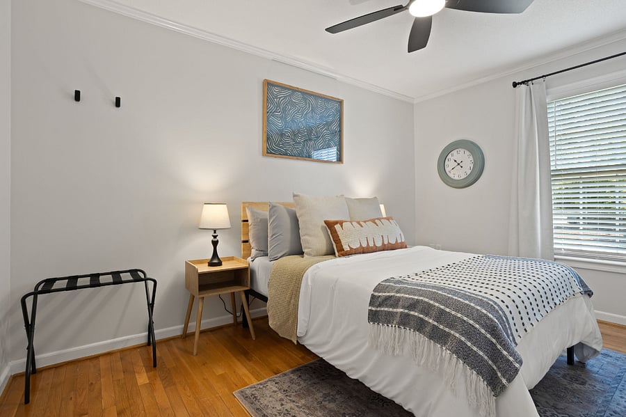 Full Bedroom with 1 Full Bed