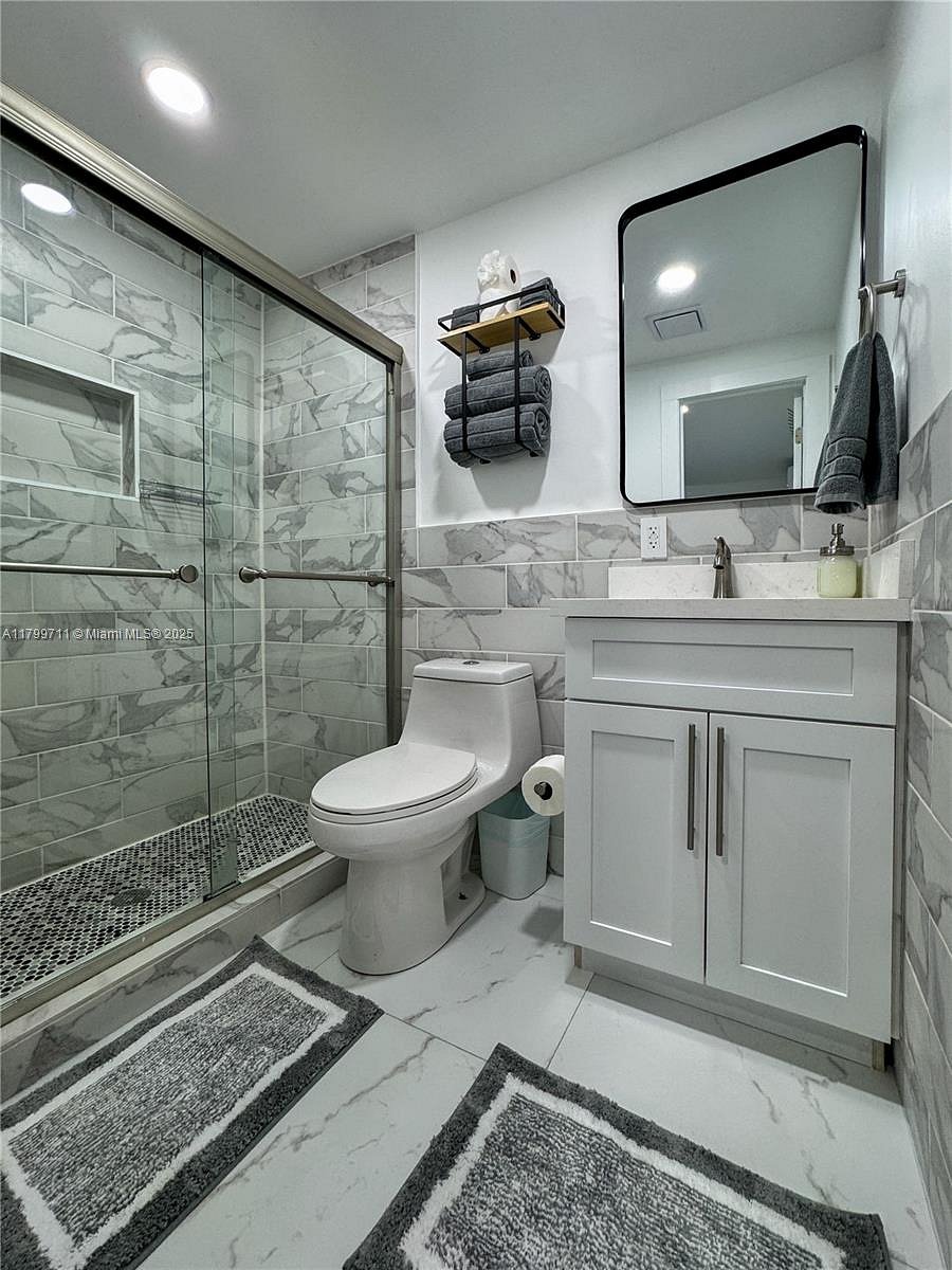 Furnished Finder property 907131_1 photo 9