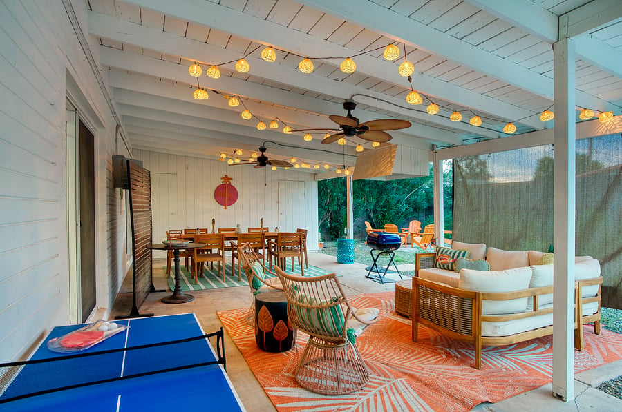 Gather for dinner, drinks & conversation under the covered patio