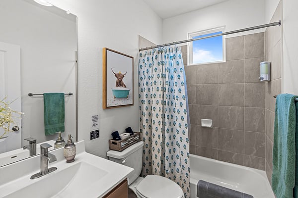 Second Full Bathroom, Upstairs.
Both full bathroom have Hair Dryer.