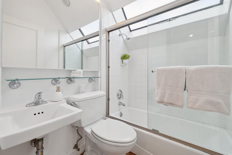 Top Floor Bath
