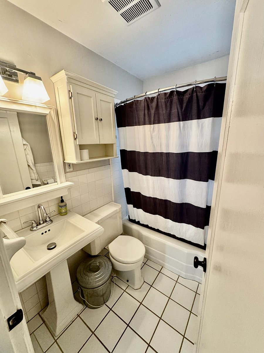 Furnished Finder property 907281_1 photo 24