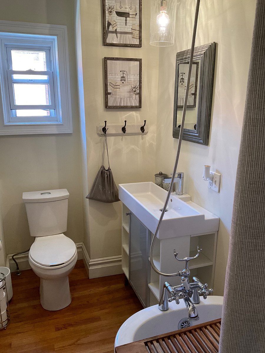 Second Floor bathroom