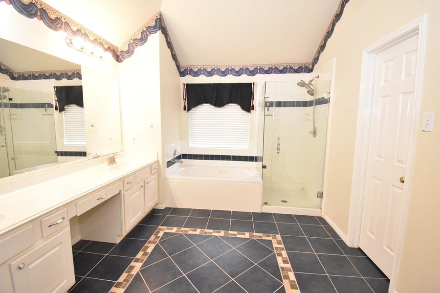 Very spacious full master bathroom